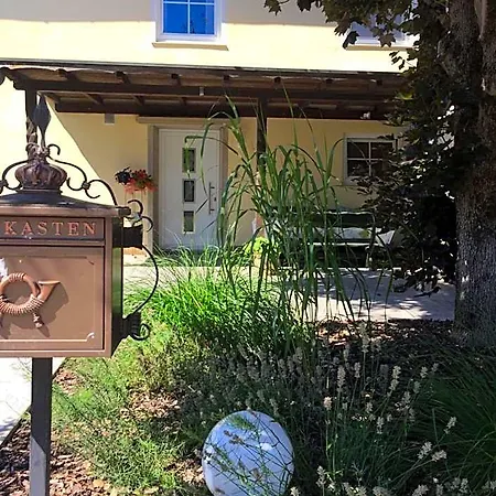Lejlighedshotel Apartmentvermietung Ingrid Bolkart - Voehlino 2 3*
